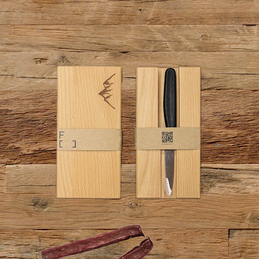 Reizendes Picknick-Brettli mit integriertem Rüstmesser