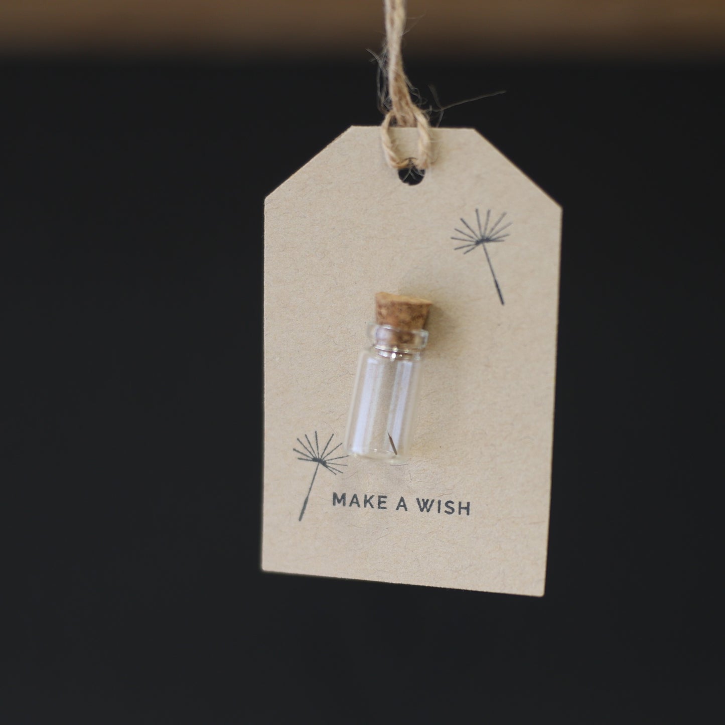Tag "MAKE A WISH"