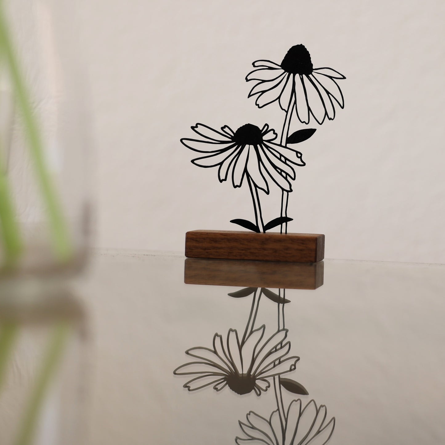 Metallblumen schwarz