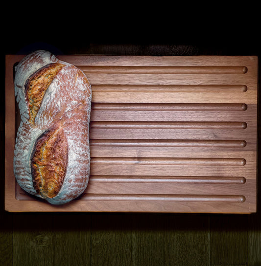 Edles Brotbrett aus Massivholz