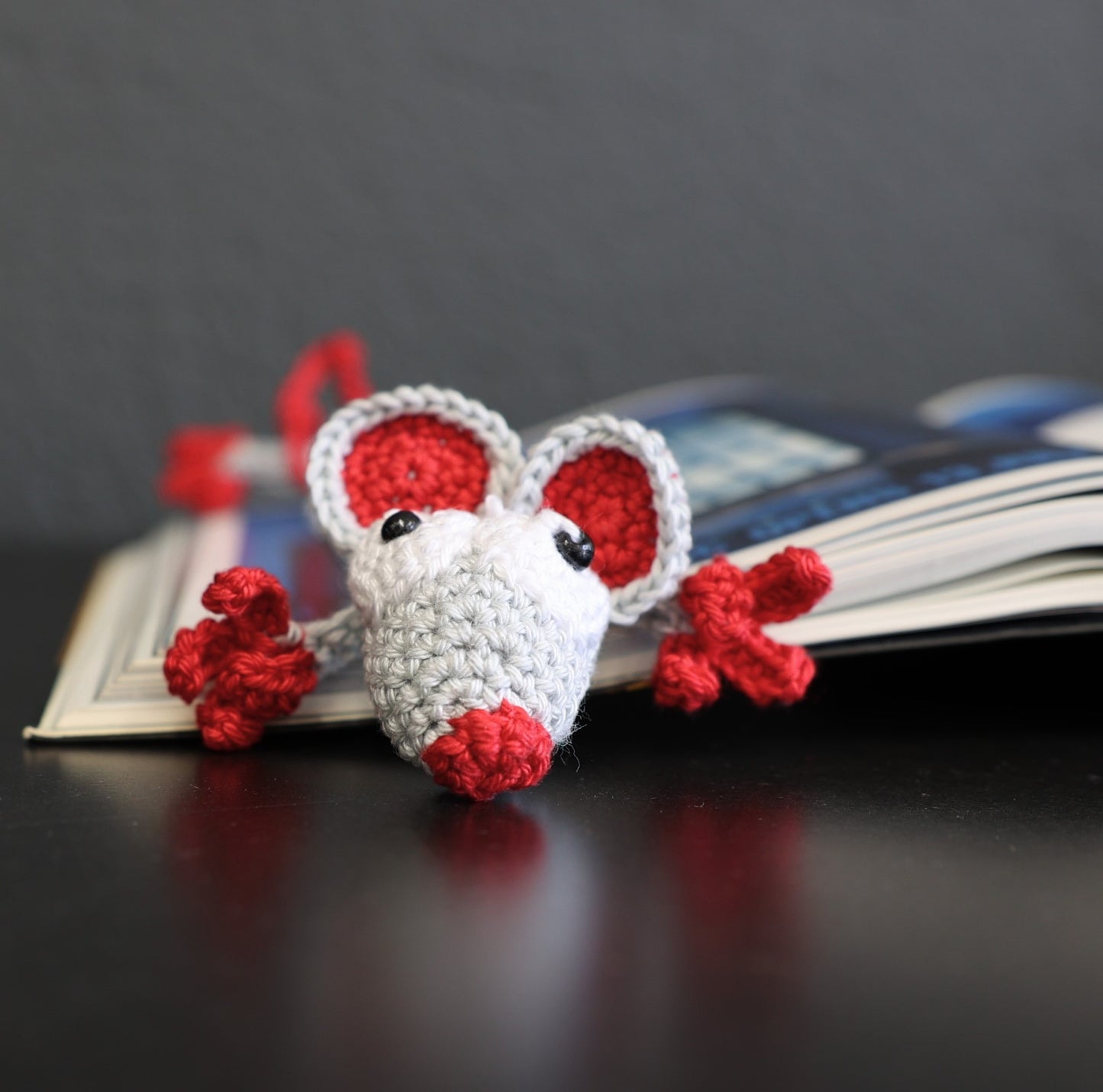 Buchzeichen gehäkelt: Ratte