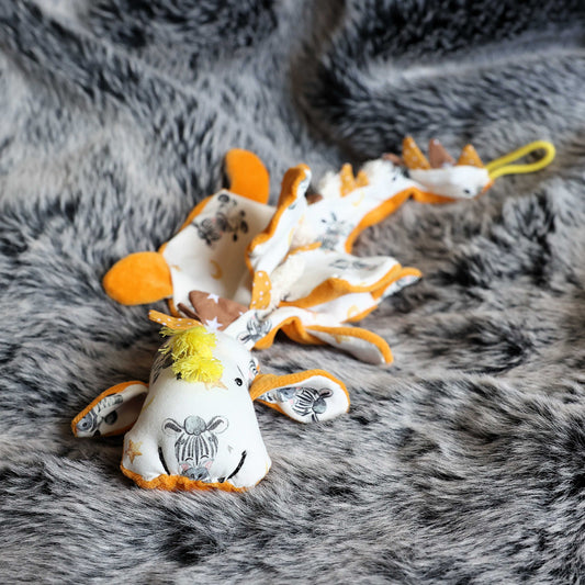 Schnuller-Drache aus Stoff