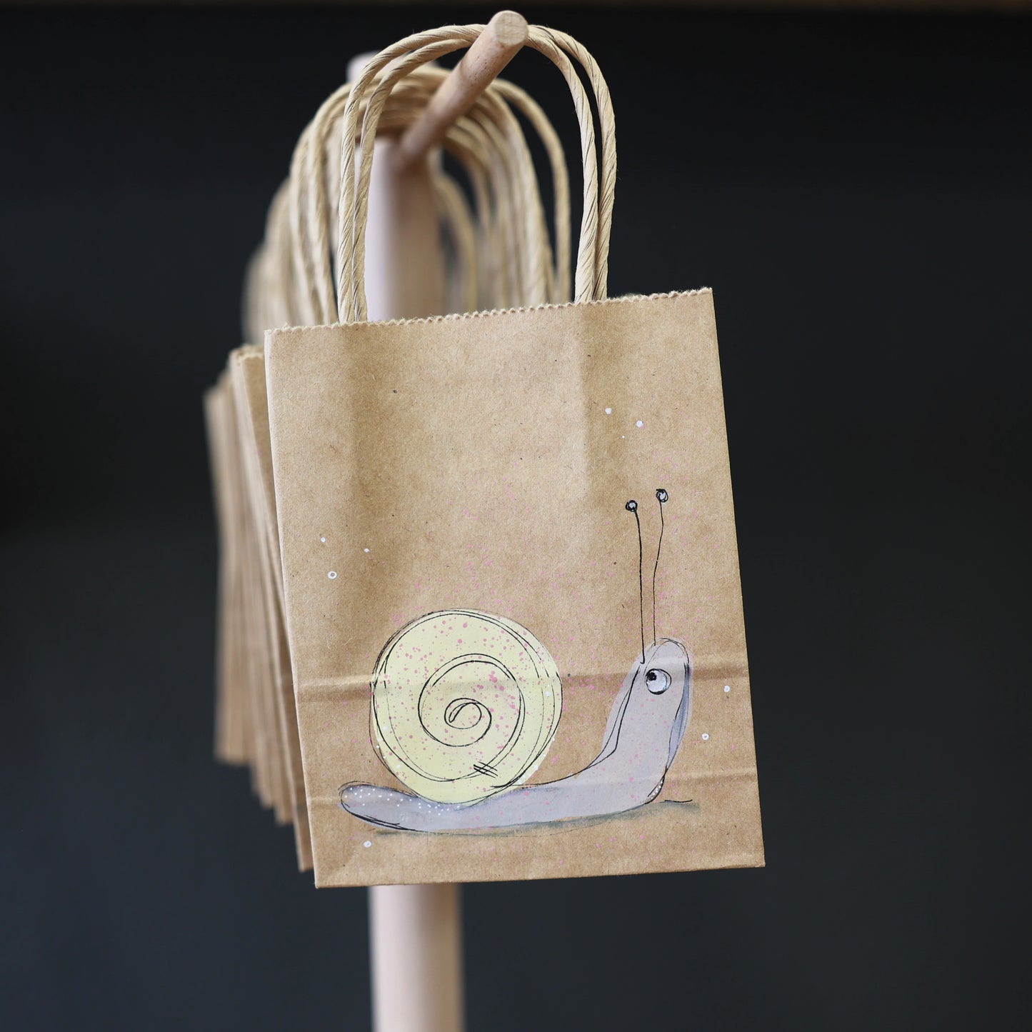 Papiertaschen mit verschiedenen Motiven
